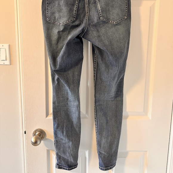 Jeans - Picture 4 of 4